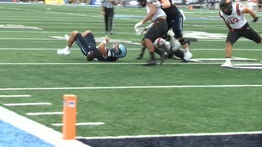 15689 Vo Uri Fb Rv Campbell Recap Isteelemxf00 00 03 56still001