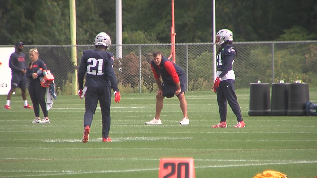 16900 Pkg Ian Pats Dolphins Wed Prep Pkg Ncoit00 00 57 49still002