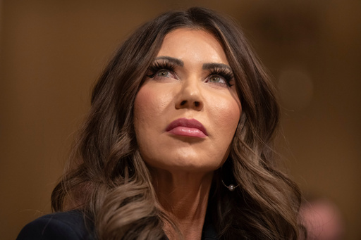 Homeland Security Plans 2,000 Officers In Minnesota For Its ‘largest Immigration Operation Ever’