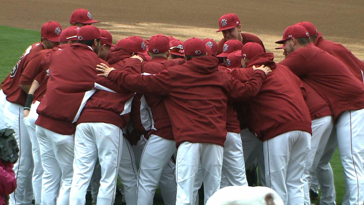baseball team huddle