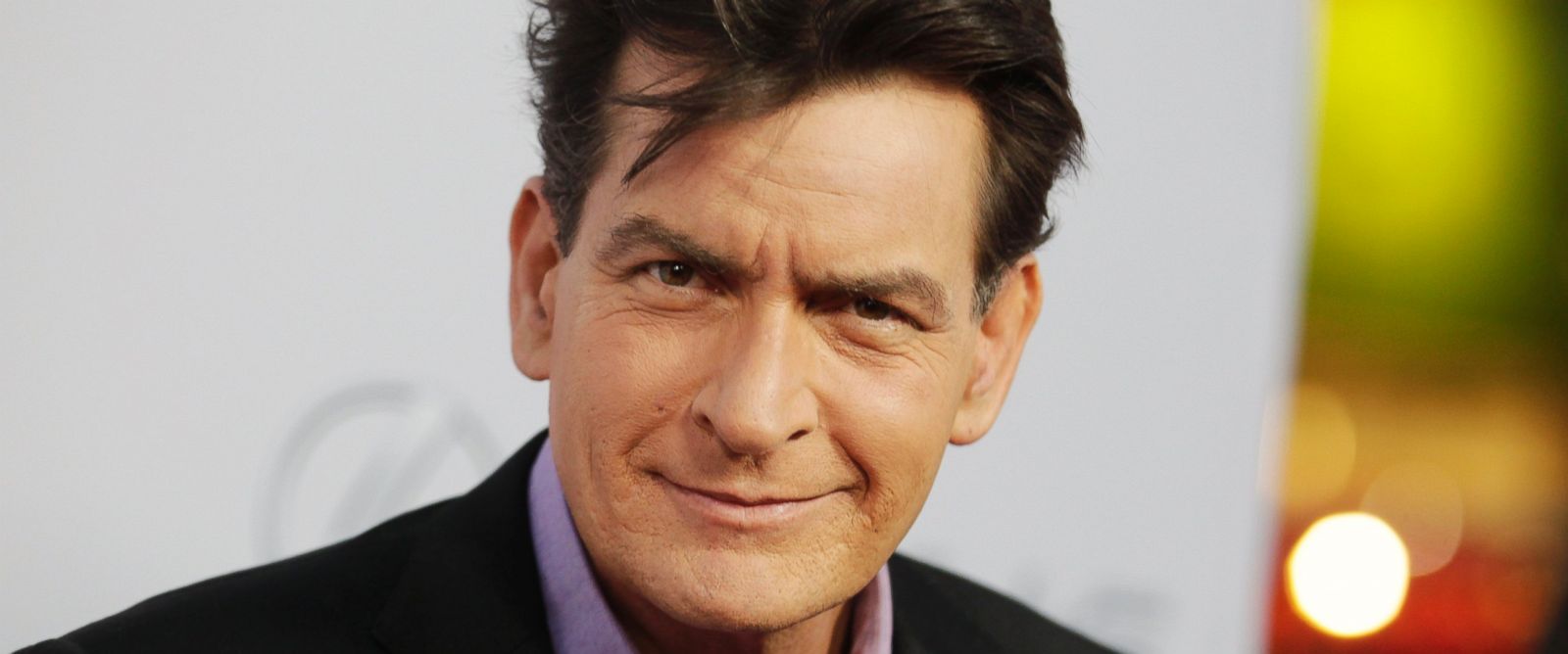 Charlie Sheen Reveals He Is Hiv Positive Abc Columbia