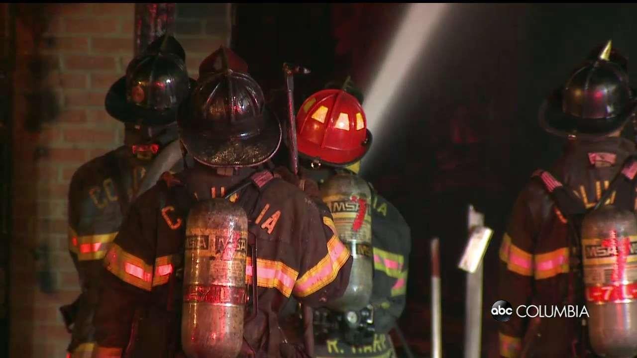 Watch: Dozens Displaced By Apartment Fire - ABC Columbia