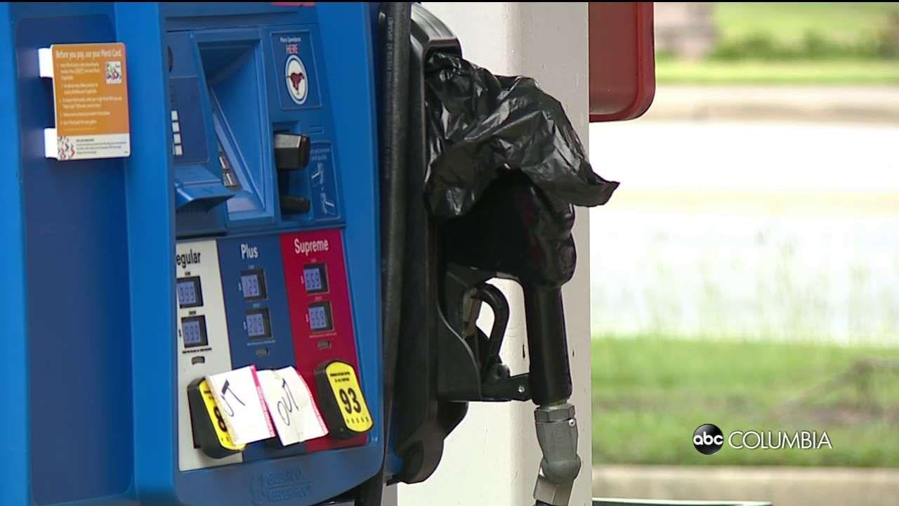 Prices at the pump drop for Christmas - ABC Columbia