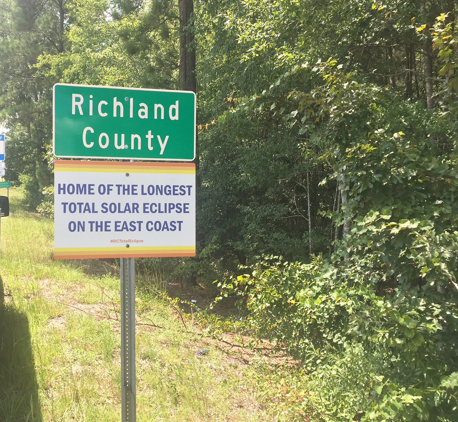 custom-signs-placed-at-entry-points-into-richland-county-abc-columbia