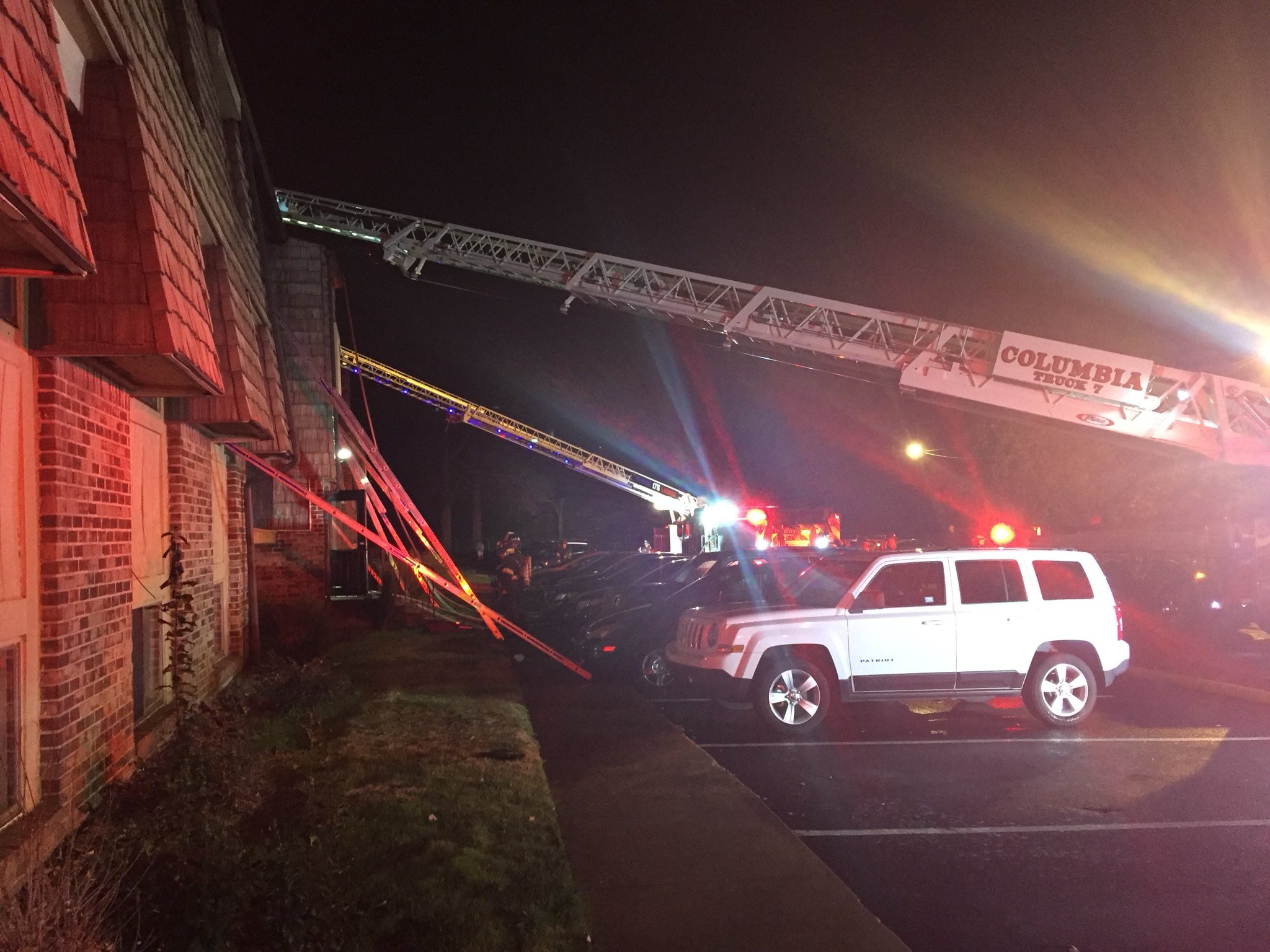 Apartment Fire Displaces 40, Causes $125K in Damages - ABC Columbia