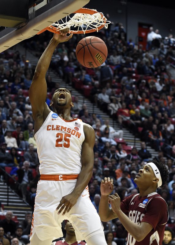 Clemson Tiger's midweek match-up at Coastal Carolina - ABC Columbia