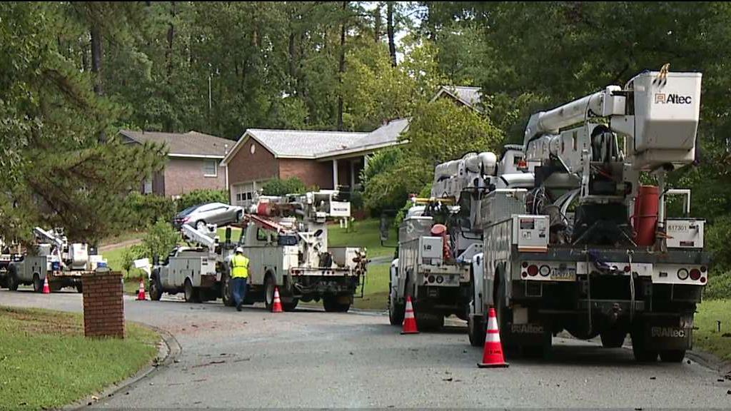 The number of power outages in Midlands continues to drop - ABC Columbia