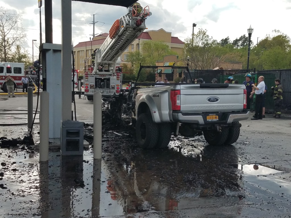 Officials say no injuries in gas station fire ABC Columbia