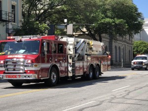 20200417911parade