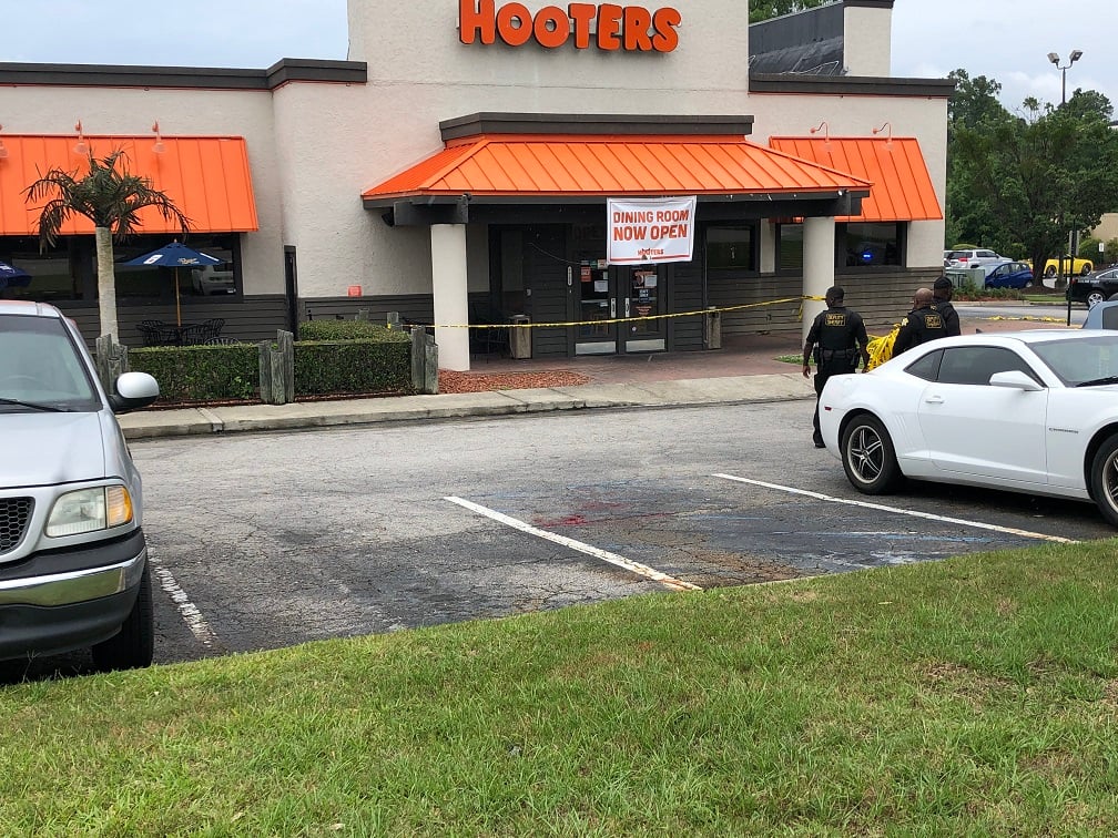 20200526hooters