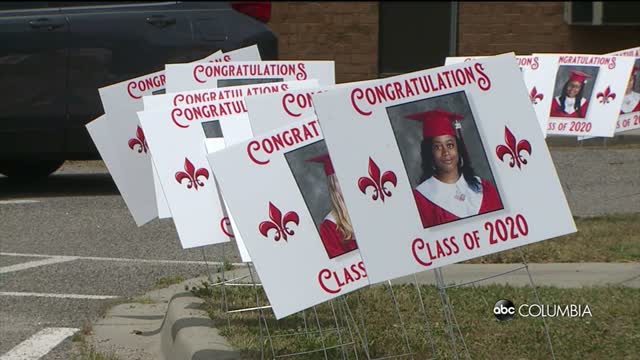 Alshon Jeffery Surprises Students At Calhoun County