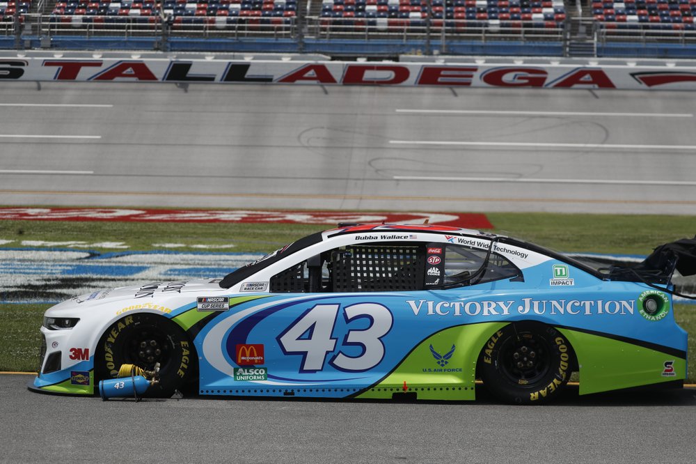 Bubba Wallace 43 Car