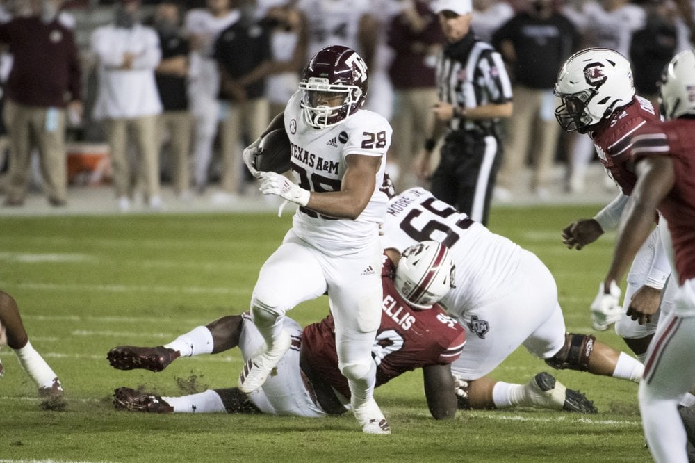 No. 7 Texas A&M, Kellen Mond throttle South Carolina 48-3 - ABC Columbia