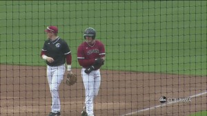 Usc Hosts Dayton On Tennessee