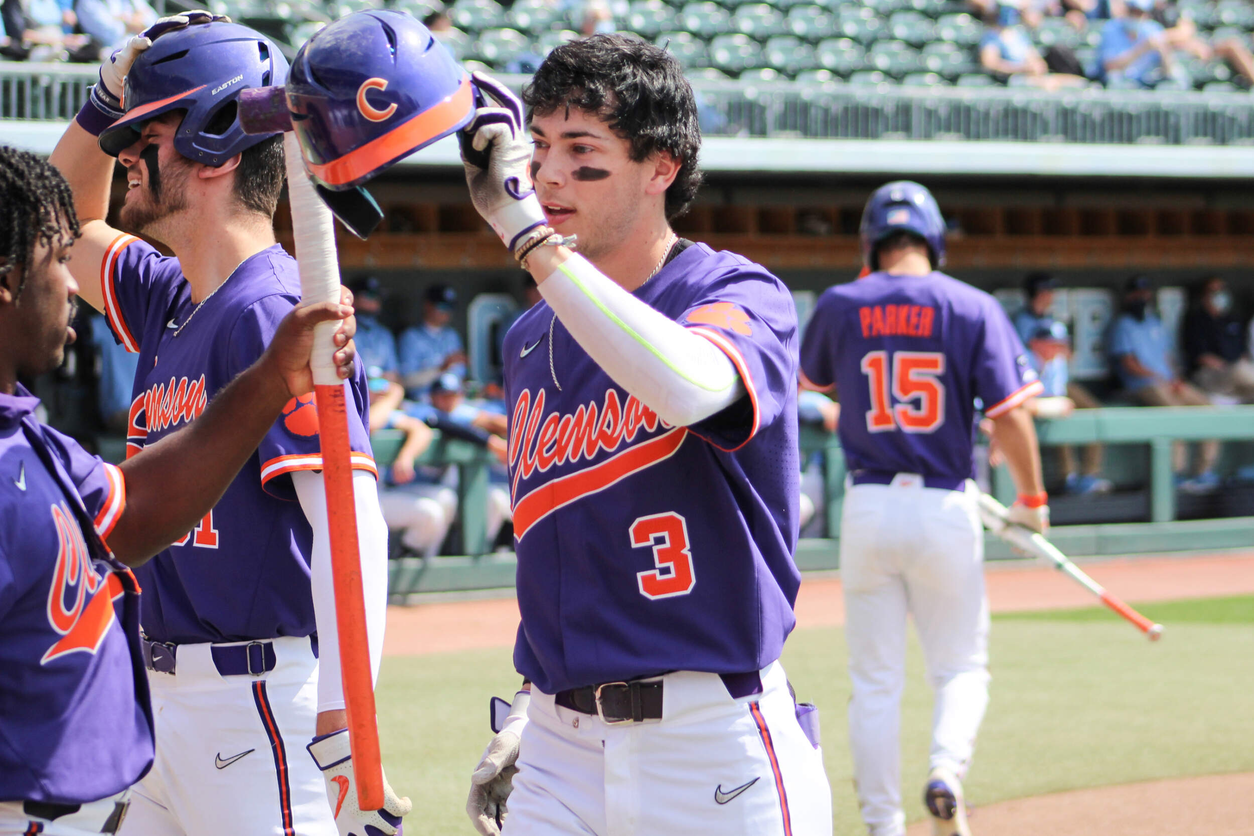 Clemson baseball falls to No. 18 North Carolina - ABC Columbia