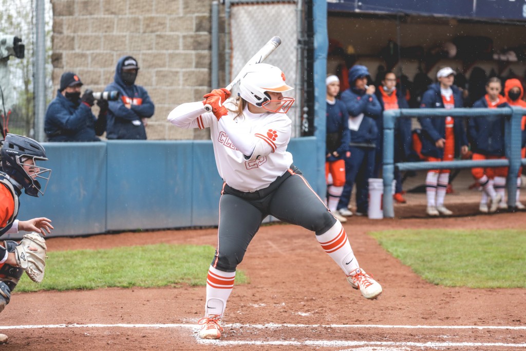 Melissa Guimbarda Iso Clemson Softball Beats Syracuse