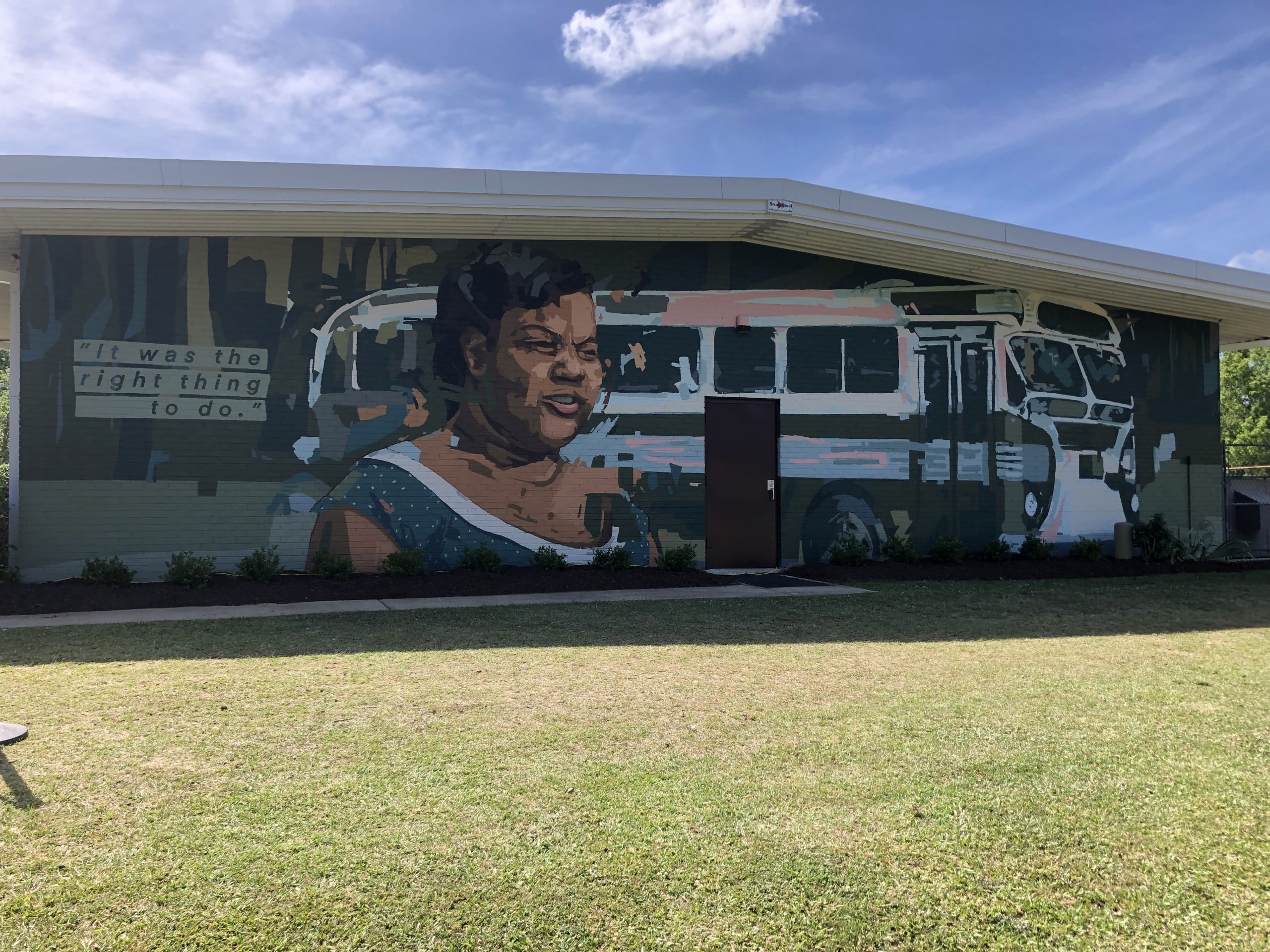 Columbia city leaders participate in mural dedication at Woodland Park ...