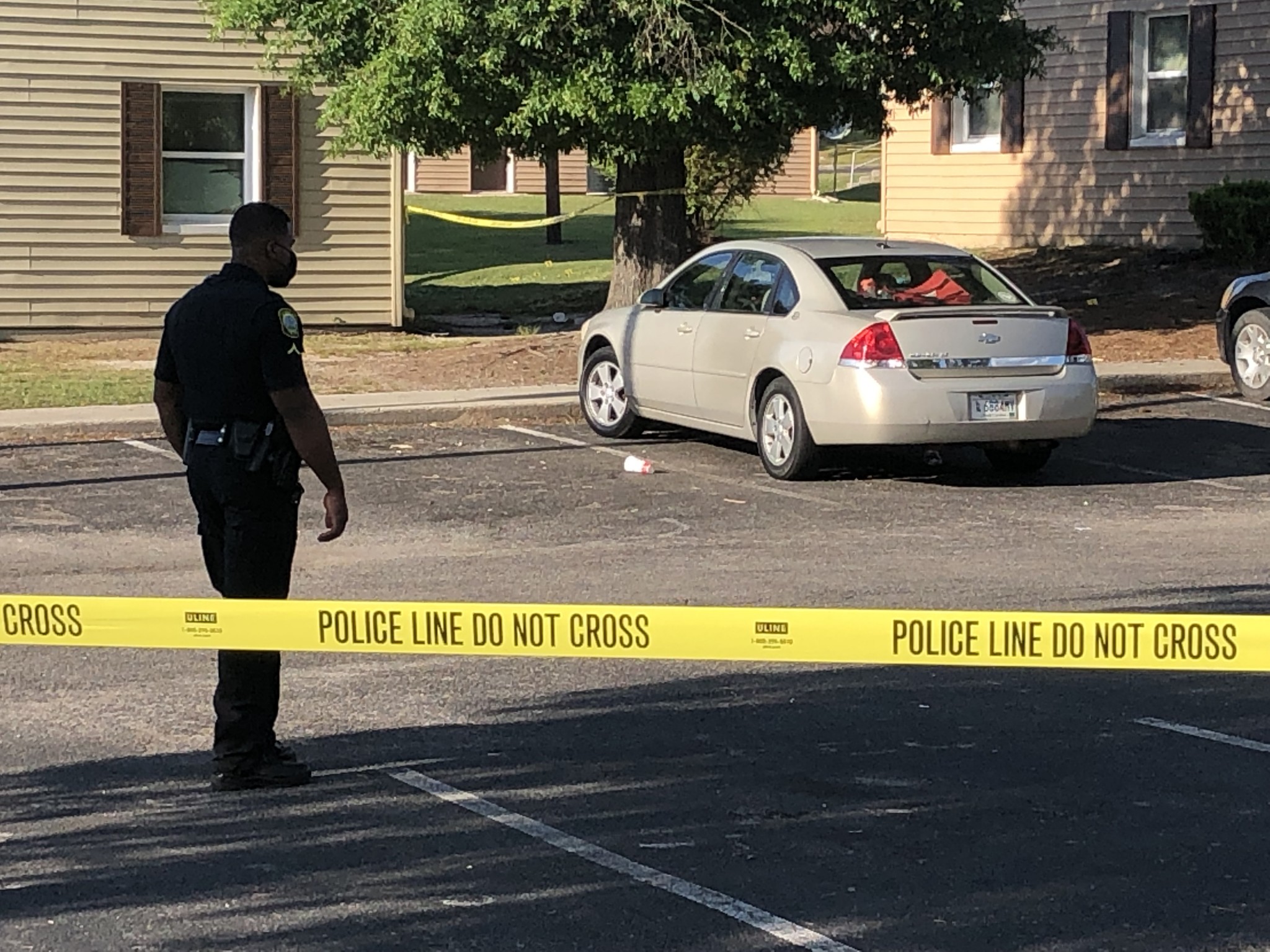 Man dead after shooting outside Colony Apartments ABC Columbia