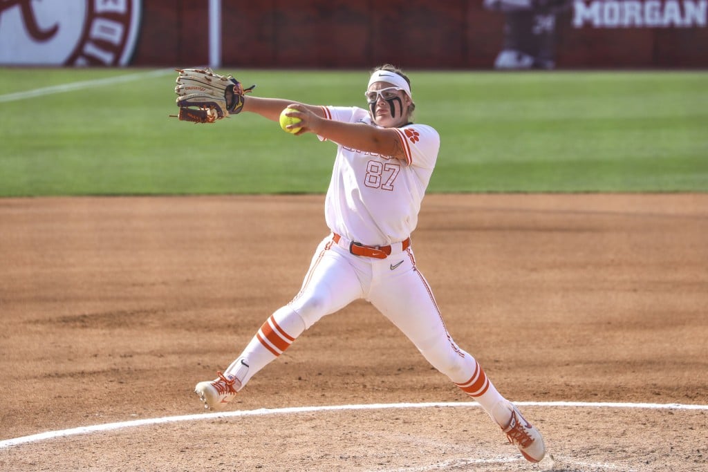 Clemson Softball Beats Troy