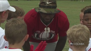 Deebo Samuel Hosts Youth Football Camp Thursday