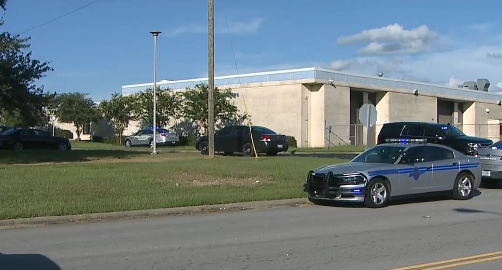 Attempted murder suspect arrested after Orangeburg shooting, standoff