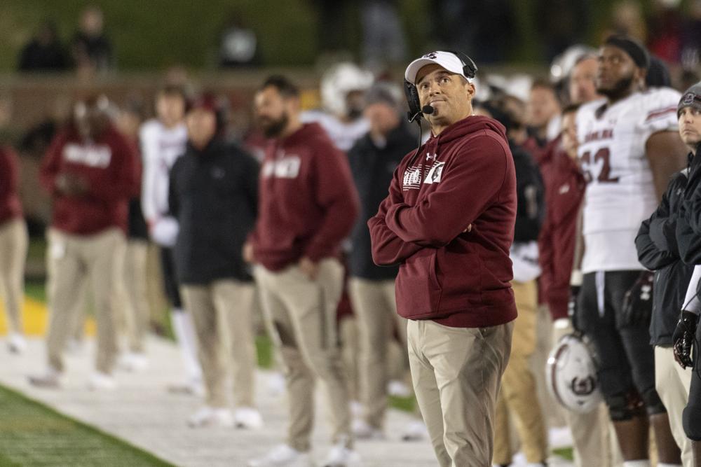 Shane Beamer Sideline Iso - ABC Columbia