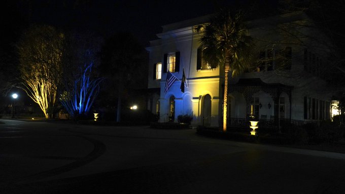 Gov Mansion