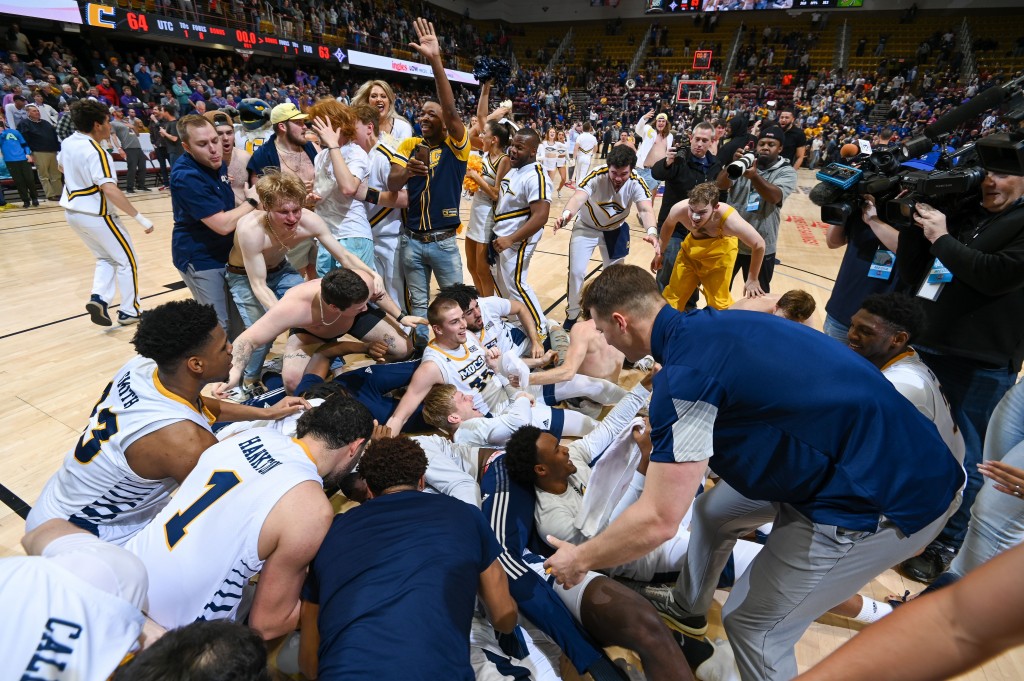 Chattanooga Stuns Furman In Socon Championship