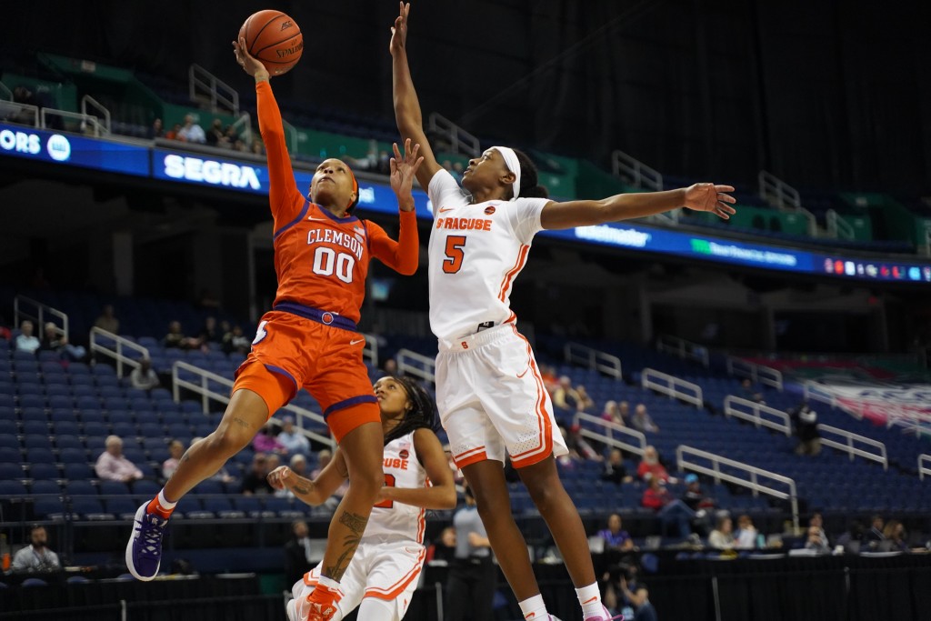 Clemson Tiger's midweek match-up at Coastal Carolina - ABC Columbia