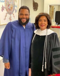 Anthony Anderson Phylicia Rashad 02 Ht Iwb 220506 1652105308841 Hpembed 4x5 992