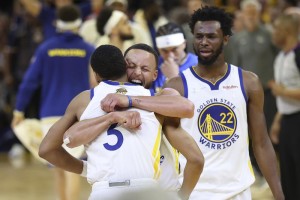 Warriors Even Series With Game 2 Nba Finals Win Over Celtics Steph Curry Hugs Jordan Poole