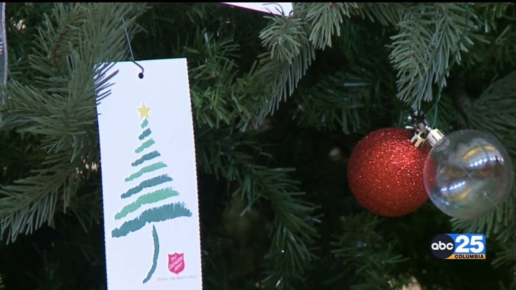 Salvation Army's Angel Tree Program Kicks Off At Columbiana Centre