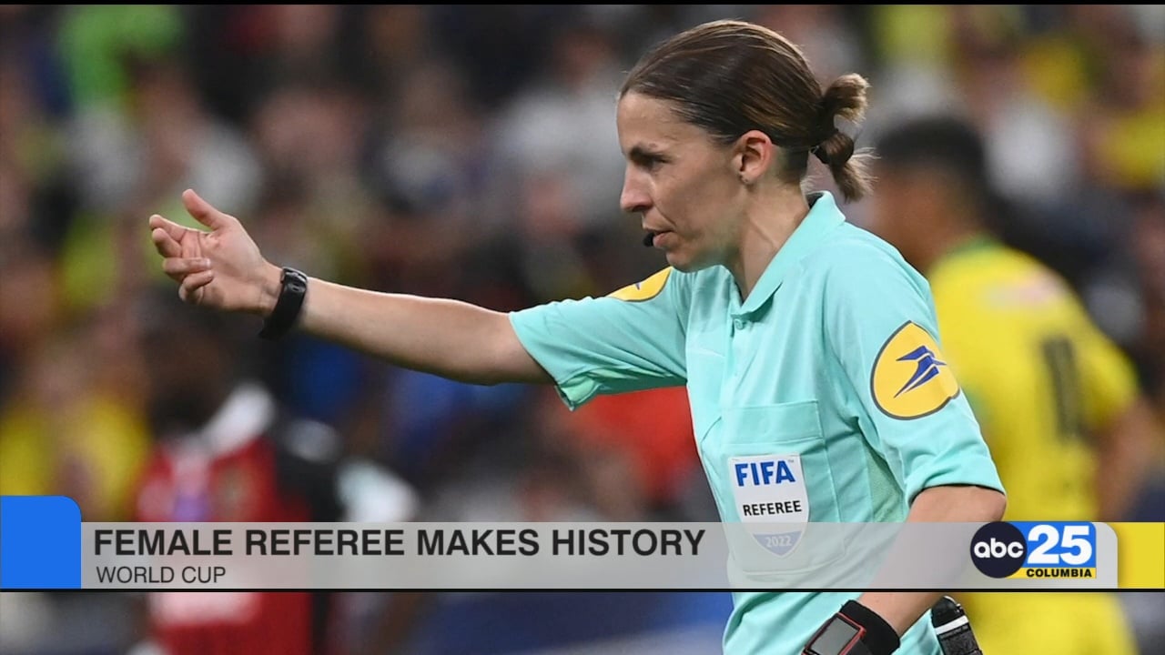 Football female referee makes history - ABC Columbia