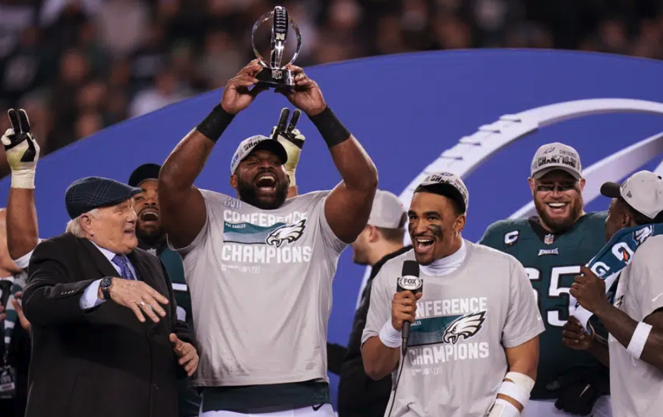 Hurts, Eagles soar into Super Bowl, rout 49ers for NFC title - ABC