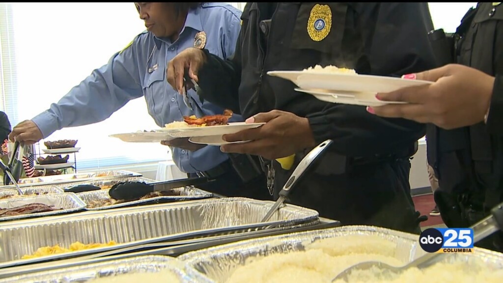 Neighborhood Councils Offer Thank You Breakfast For Local Law Enforcement