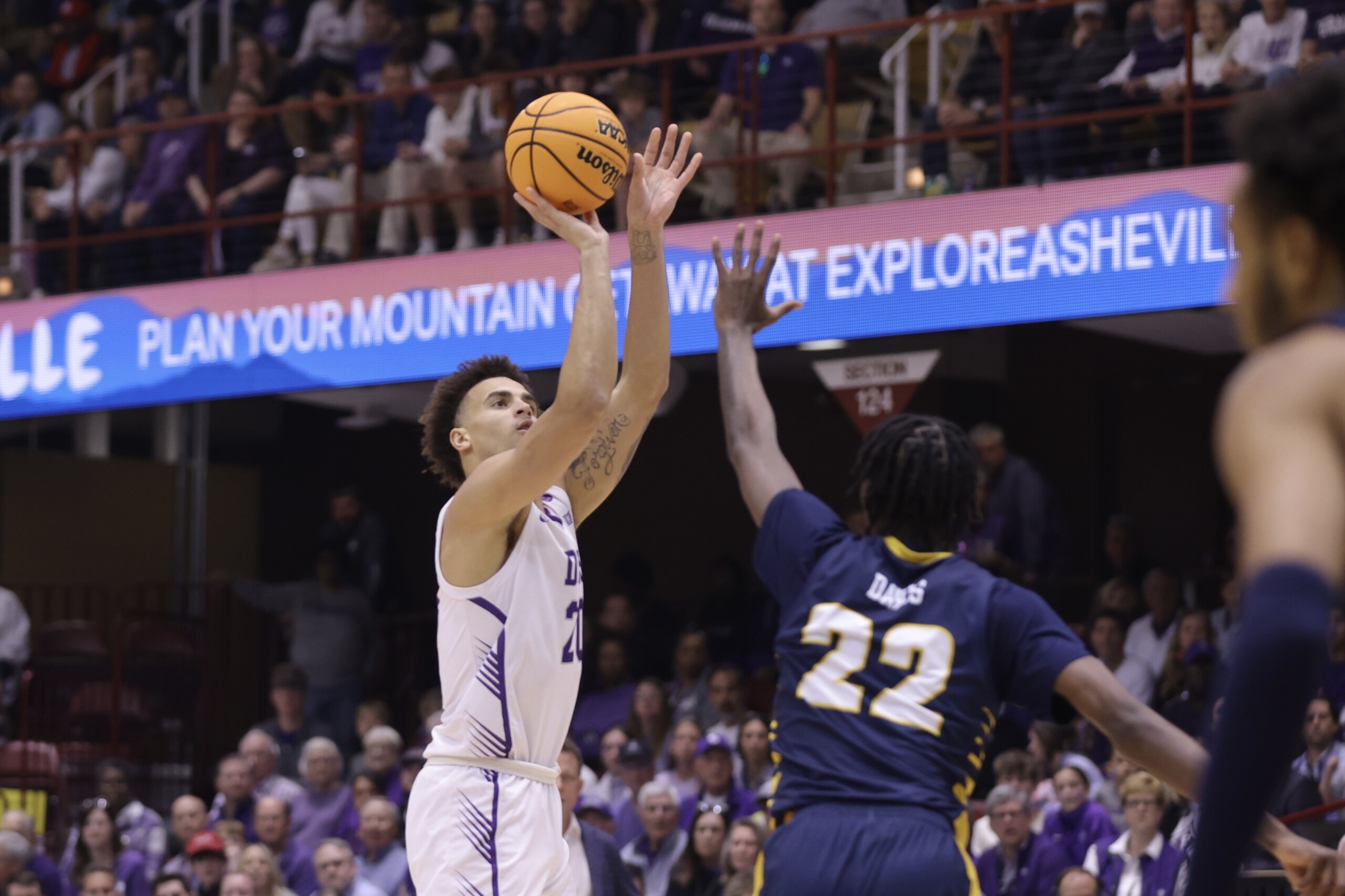 Furman wins, headed to first NCAA tourney since 1980