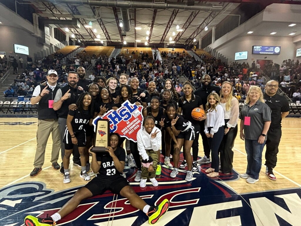 Gray Collegiate Wins Girls, Boys Titles