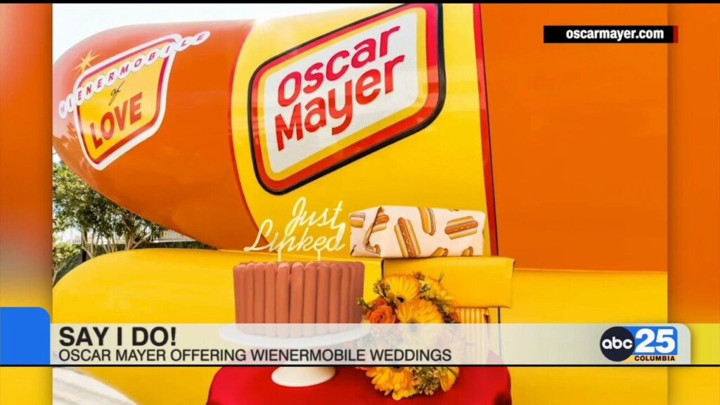 Say I Do! Oscar Mayer Offering Wienermobile Weddings