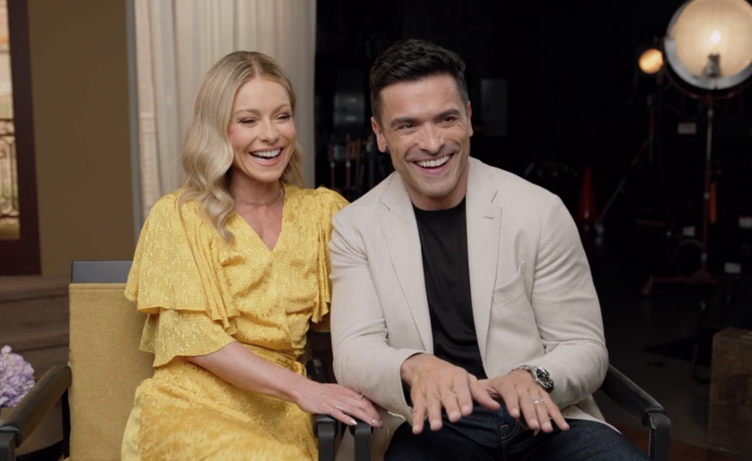 Kelly Ripa and Mark Consuelos to cohost Live! with Kelly and Mark April 17 ABC Columbia