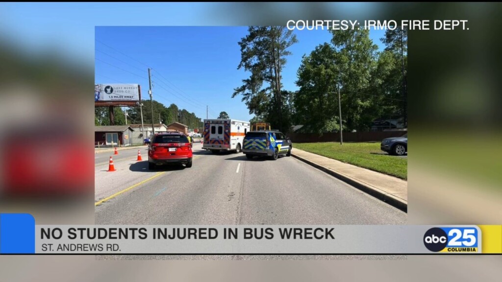 No Students Injured In Bus Wreck On St. Andrews Rd