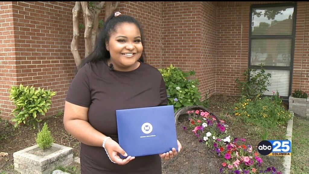 Lower Richland High School Student Graduating 1 Year Early, 1st Semester Of College Also Complete