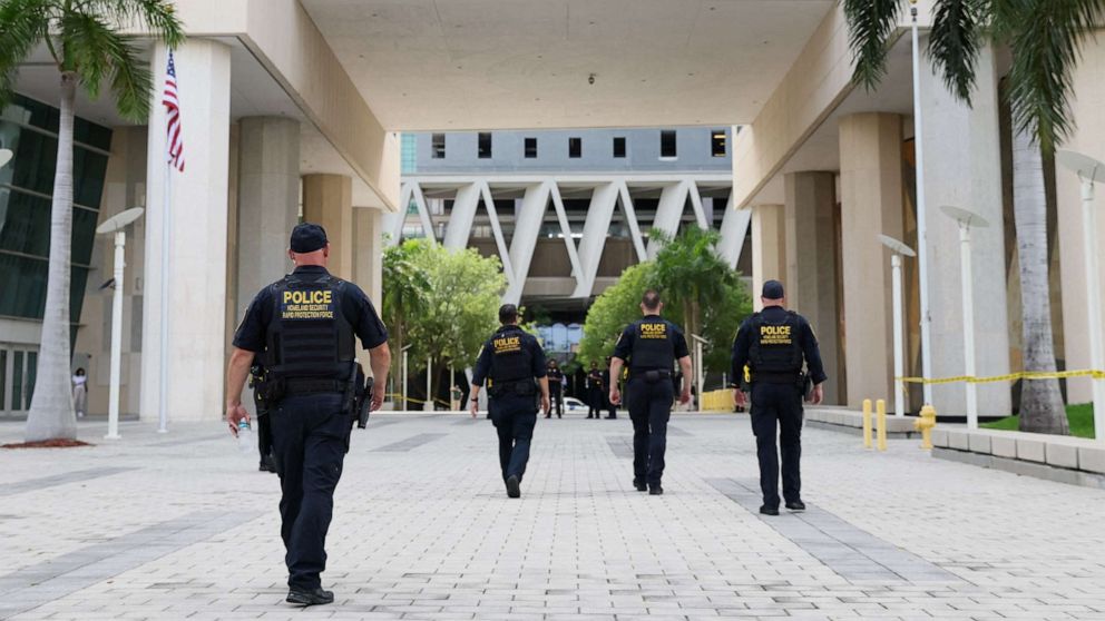Trump Courthouse Miami Rt Lv 230612 1686609359329 Hpmain 16x9 992