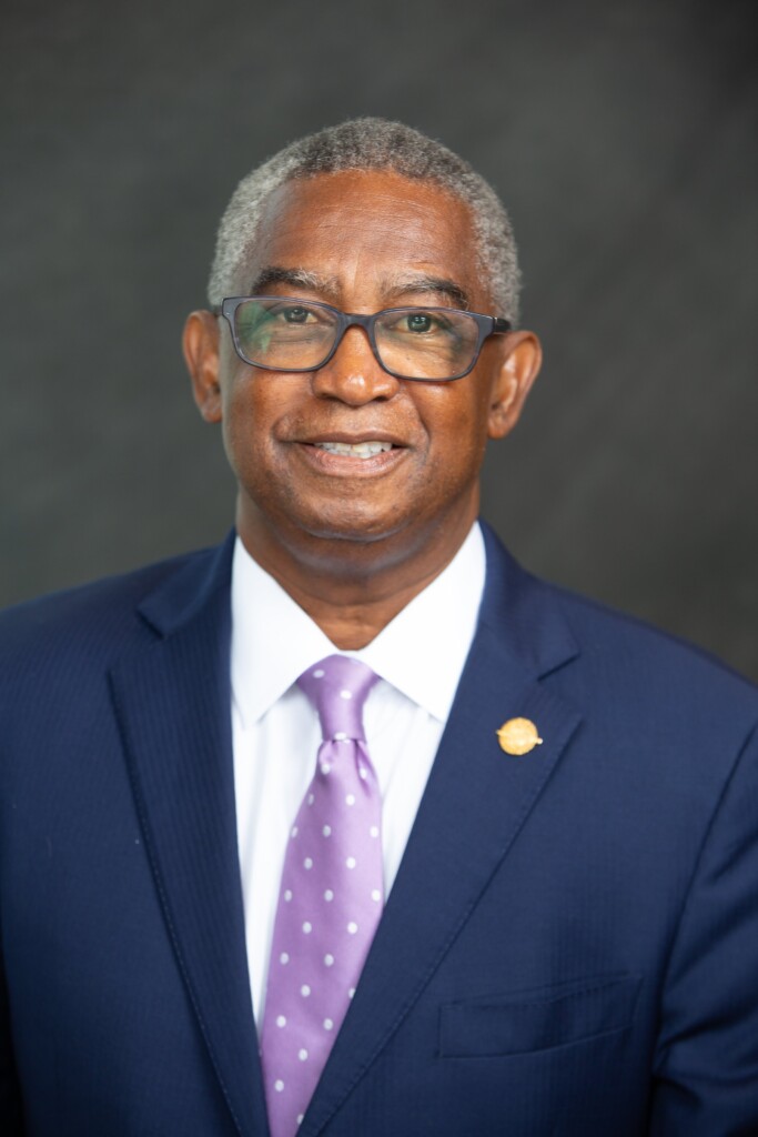 Senatorjohnlscottjrheadshot1 1