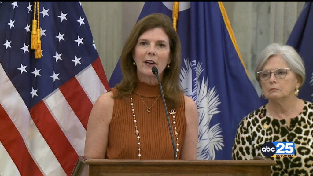 Lawmakers Support Home Visit, Nurse Partnership Programs For Expecting Mothers