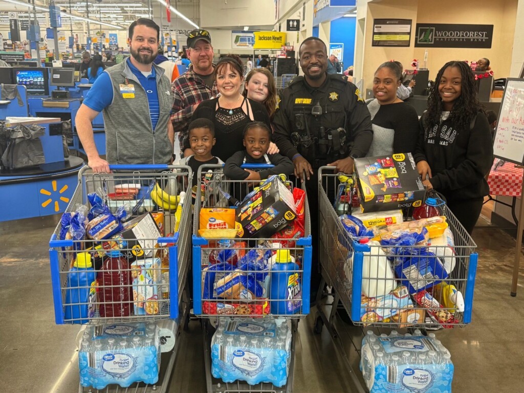 Rcsd Deputy Giving Back 3
