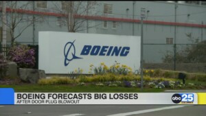 Boeing Forecasts Big Losses