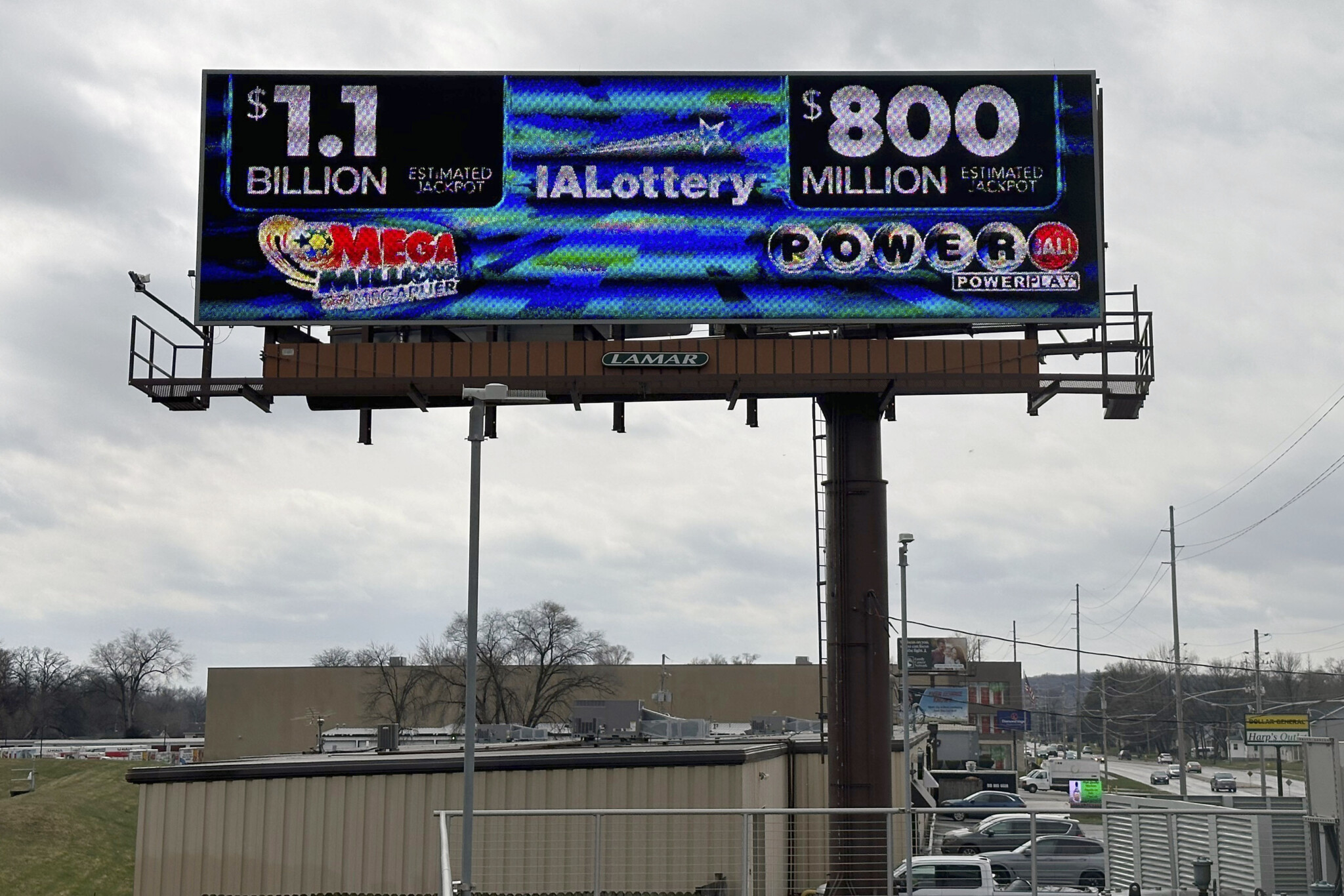 Powerball jackpot climbs to 865 million as long winless drought