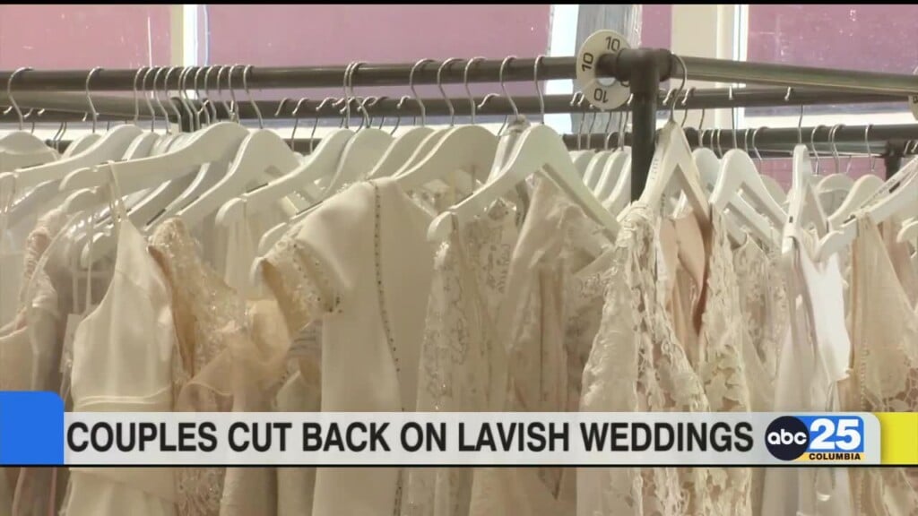 Study: Couples Cutting Back On Lavish Weddings