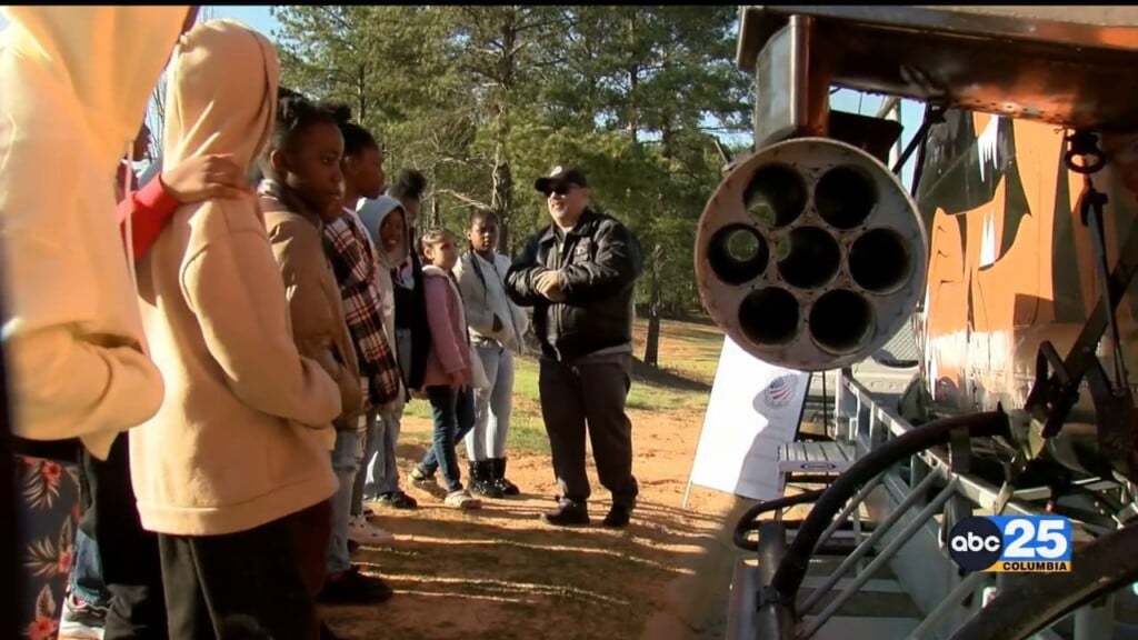 Midlands Elementary School Host Bootcamp Style Stem Day