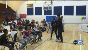 Dawn Staley's Shoe Giveaway